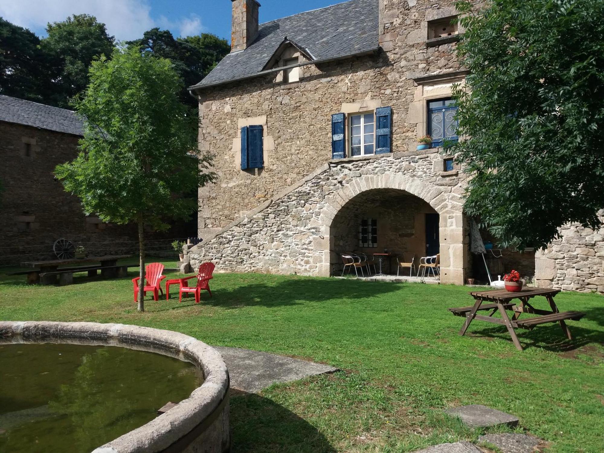 Domaine D'Angel-Berg Hotell Vezins-de-Levezou Eksteriør bilde